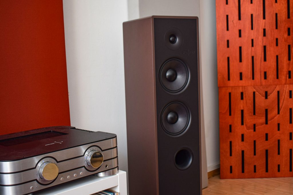 Stenheim Alumine Two.Five mit Westend Audio Leo