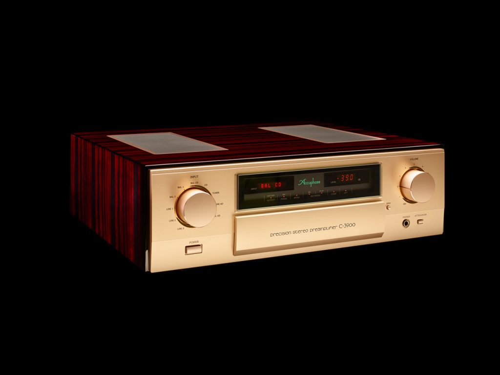 Accuphase C 3900